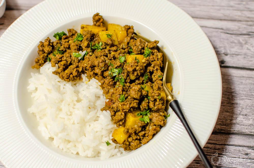 Bild på Mustig köttfärsgryta med potatis